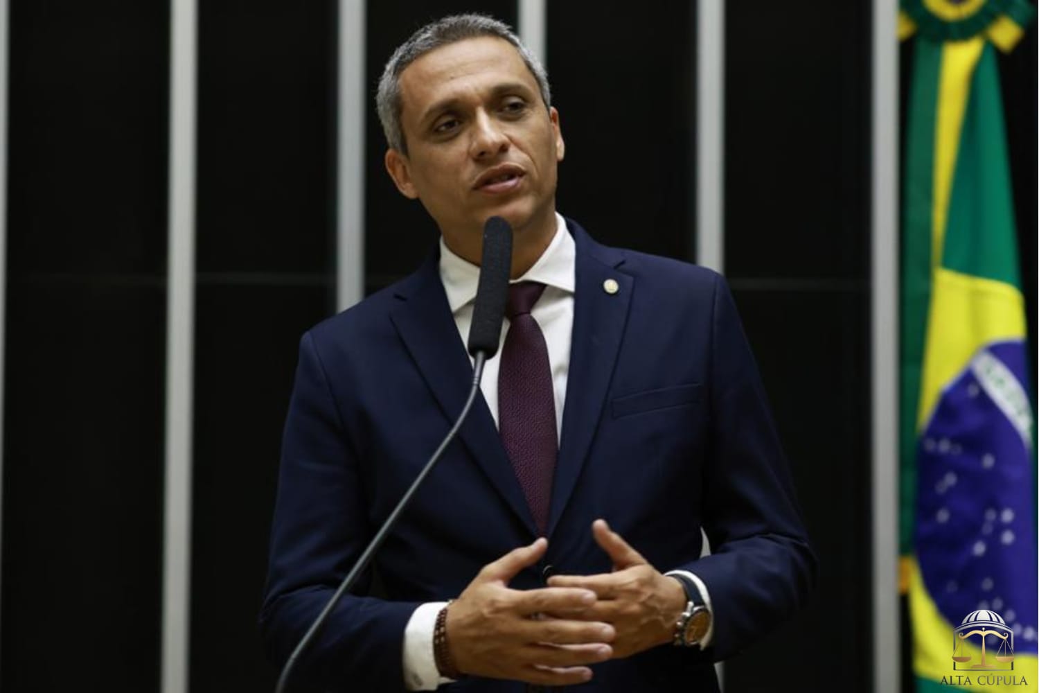 Gustavo Gayer afirma que anistia será votada na quarta-feira e pressiona Congresso por definição