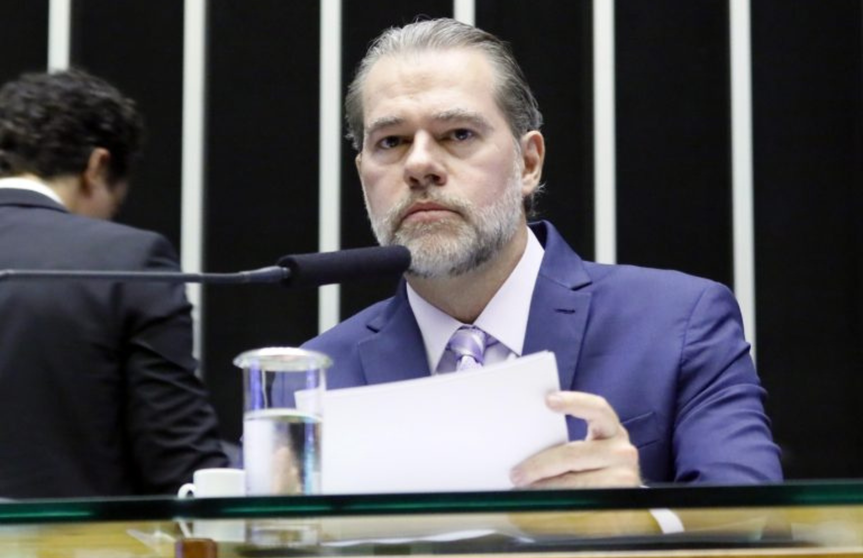 Acareação imposta por Toffoli levanta suspeitas e favorece defesa no caso Banco Master