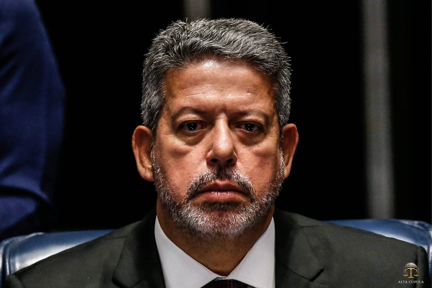 Polícia Federal deflagra operação contra desvios em emendas parlamentares e cumpre mandados ligados ao gabinete de Arthur Lira