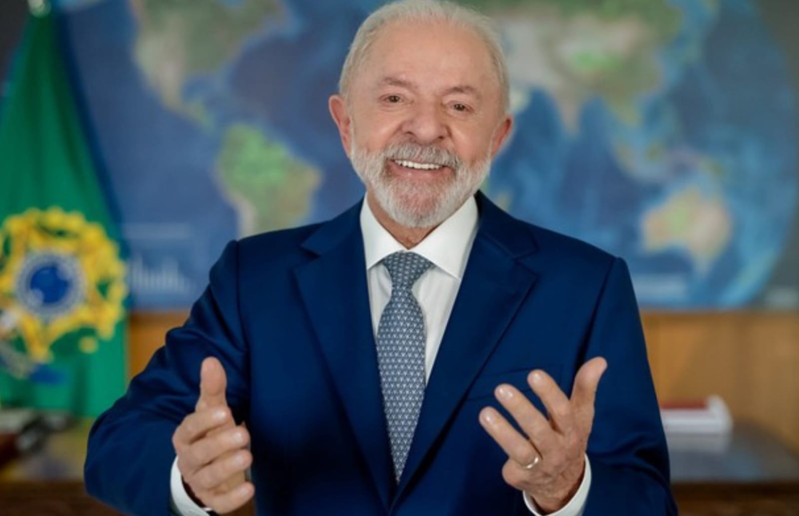 Governo Lula corta R$ 1 bilhão do Farmácia Popular e do Pé-de-Meia no Orçamento de 2026